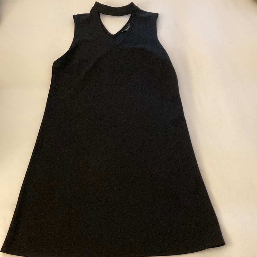 Very comfy/cute black cocktail dress!